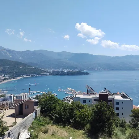 Hostel High House Budva
