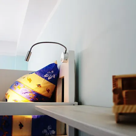 Hostel High House